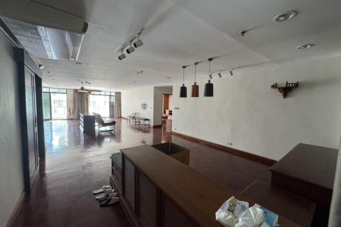 3 bedrooms Apartment in Bangkok, Thailand No. 97543 4