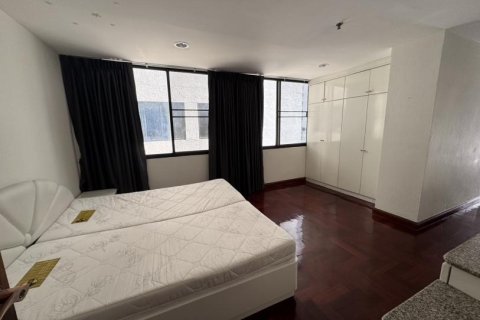 3 bedrooms Apartment in Bangkok, Thailand No. 97543 9