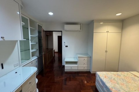 3 bedrooms Apartment in Bangkok, Thailand No. 97543 22