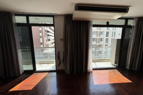 3 bedrooms Apartment in Bangkok, Thailand No. 97543 7