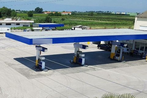 520m² Commercial property en Imathia, Greece No. 56820 3