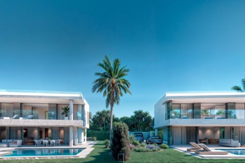 5 dormitorios Villa en Estepona, Spain No. 126194