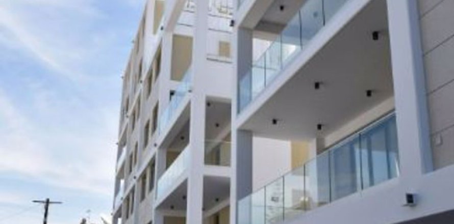 2 bedrooms Apartment in Limassol, Cyprus No. 36706