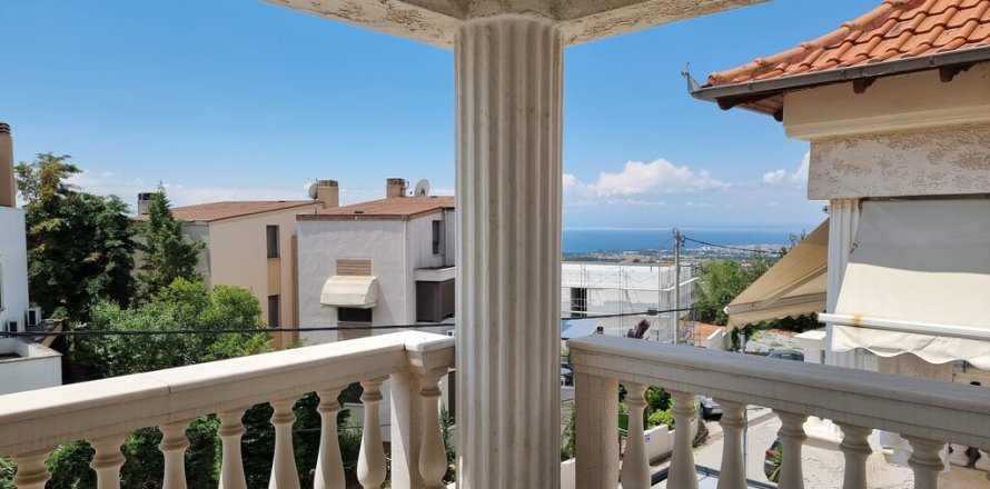 3 bedrooms Maisonette in Panorama, Greece No. 107797
