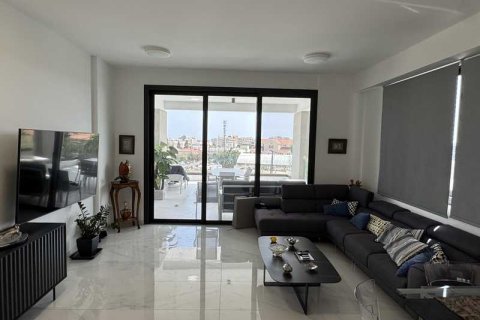 3 bedrooms Apartment in Germasogeia, Cyprus No. 103383 1