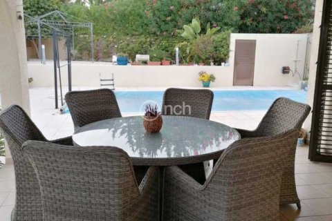 4 bedrooms House in Episkopi, Cyprus No. 76816 8