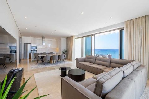 3 bedrooms Apartment in Paphos, Cyprus No. 40686 1