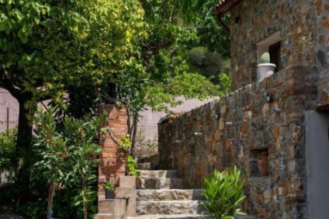 3 bedrooms Villa in Central Greece, Greece No. 113132 14