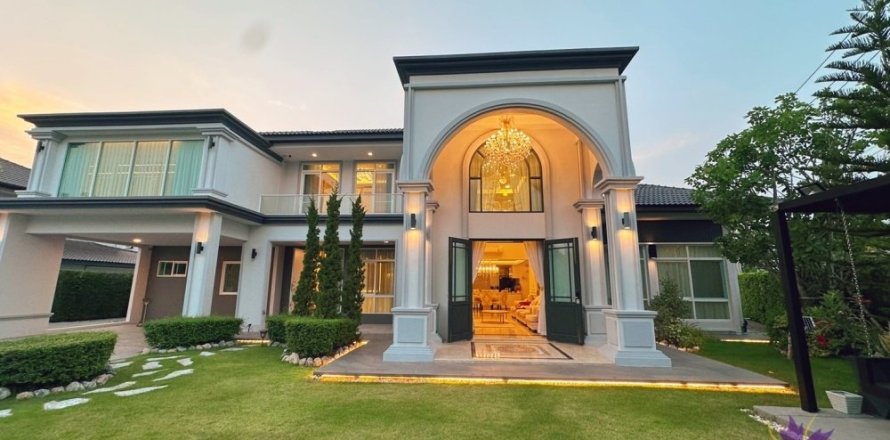 5 bedrooms House in Chiang Mai, Thailand No. 97805