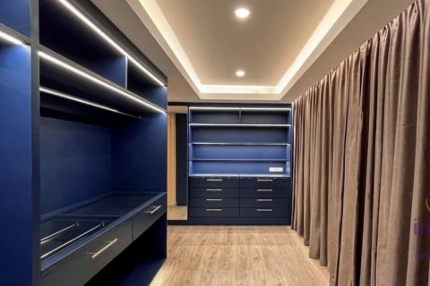 5 bedrooms House in Chiang Mai, Thailand No. 97805 13