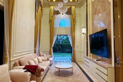 5 bedrooms House in Chiang Mai, Thailand No. 97805 23