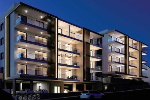 3 bedrooms Apartment in Limassol, Cyprus No. 70102 4