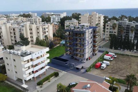 2 bedrooms Apartment in Germasogeia, Cyprus No. 82777 2