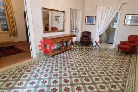 Дом с 5 спальнями в Ларнака, Кипр №82754 1