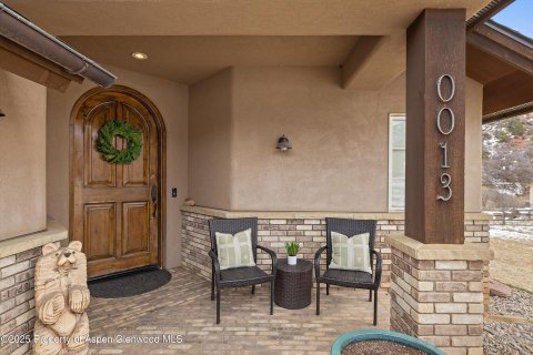 4 bedrooms House in Glenwood Springs, USA No. 84661 4