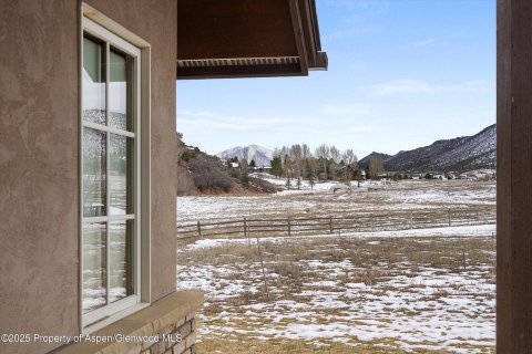 4 bedrooms House in Glenwood Springs, USA No. 84661 7