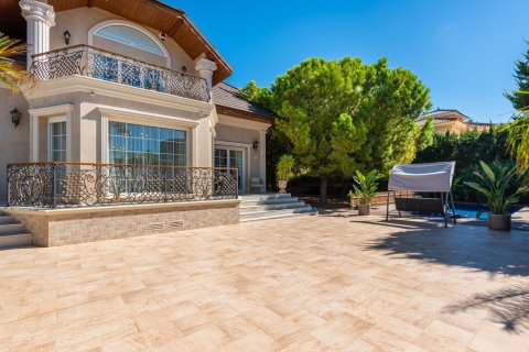 5 bedrooms Villa in Nam Xay, Vietnam No. 85640 9