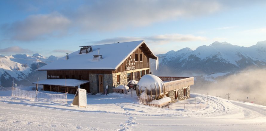 3 bedrooms House in Les Gets, France No. 77834