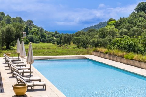 6 chambres House à Grasse, France No. 67218 4