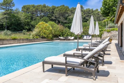 6 chambres House à Grasse, France No. 67218 3