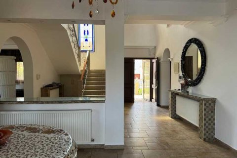 4 bedrooms House in Germasogeia, Cyprus No. 30549 13