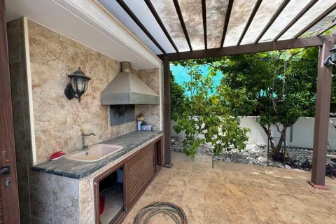 4 bedrooms House in Germasogeia, Cyprus No. 30549 11