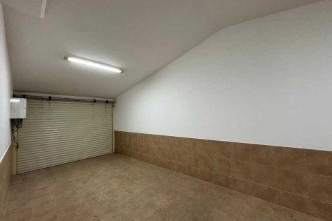 4 bedrooms House in Germasogeia, Cyprus No. 30549 6