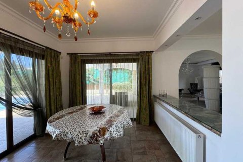 4 bedrooms House in Germasogeia, Cyprus No. 30549 3