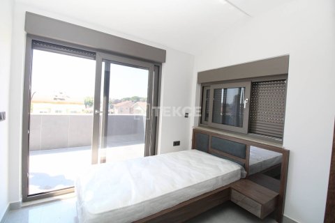 4 bedrooms Apartment in Tan Xuan, Vietnam No. 10935 23