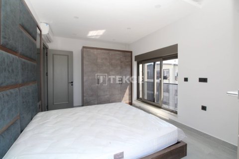 4 bedrooms Apartment in Tan Xuan, Vietnam No. 10935 24