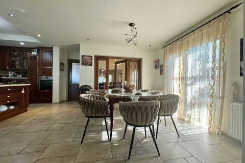 4 bedrooms House in Aradippou, Cyprus No. 79014 7