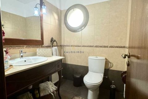 4 bedrooms House in Aradippou, Cyprus No. 79014 10