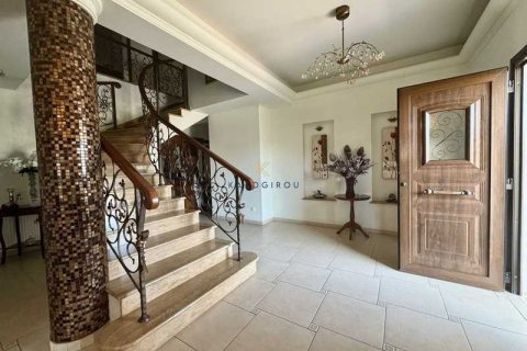 4 bedrooms House in Aradippou, Cyprus No. 79014 2