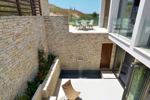 3 bedrooms Villa in Tsada, Cyprus No. 76182 8