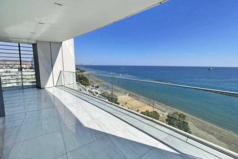 3 bedrooms Apartment in Limassol, Cyprus No. 82852 4