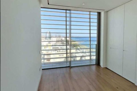 3 bedrooms Apartment in Limassol, Cyprus No. 82852 5