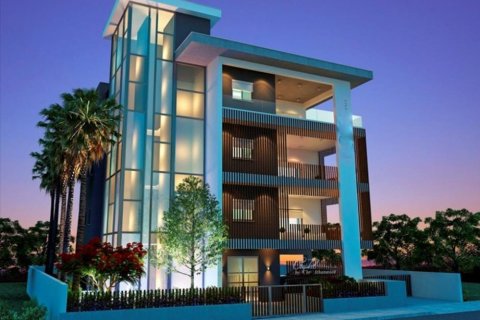 Квартира студия в Лимассол, Кипр №105550 1