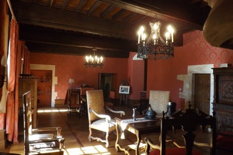 6 bedrooms Castles in Strenquels, France No. 69452 6