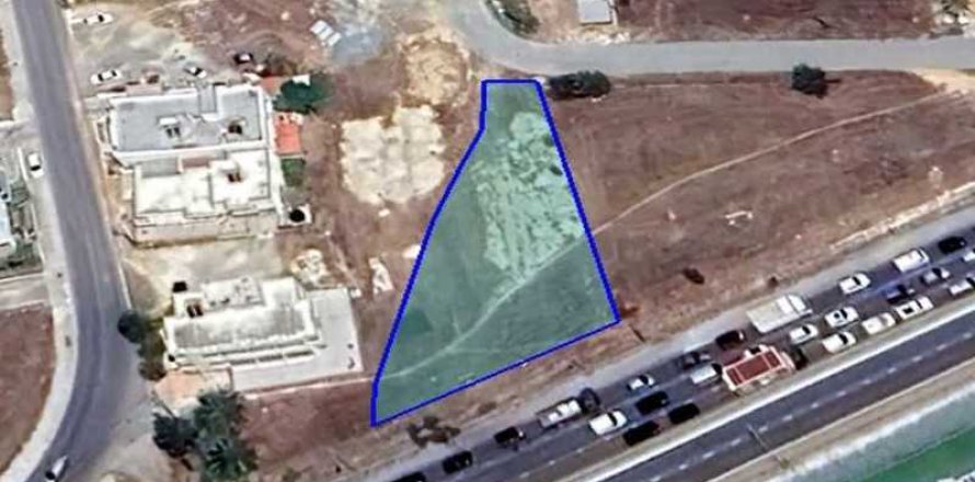 Commercial property in Strovolos, Cyprus No. 42156