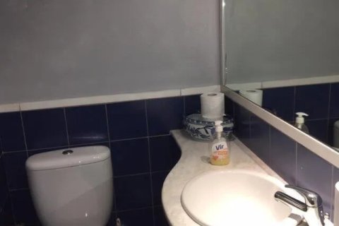 400m² Commercial property en Athens, Greece No. 107241 19