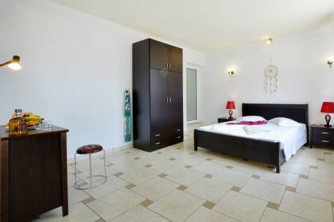 2 bedrooms House in Corfu, Greece No. 60536 12