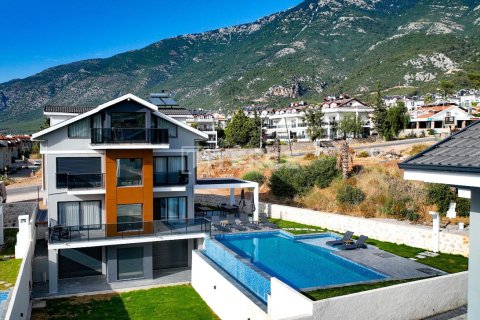 5 bedrooms Villa in Hoang An, Vietnam No. 86476 3