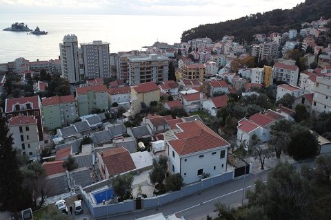 4 bedrooms House in Budva, Montenegro No. 66747 4