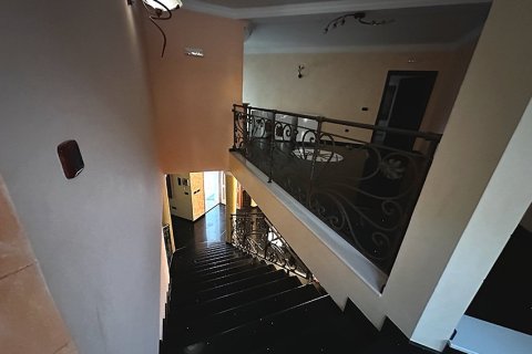 4 bedrooms House in Budva, Montenegro No. 66747 17