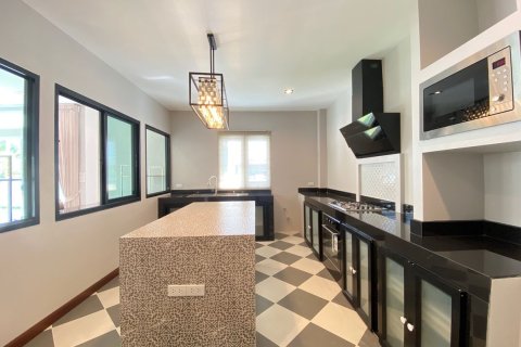 Дом с 5 спальнями в Чиангмай, Таиланд №1493 16