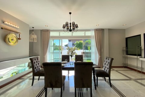 Дом с 5 спальнями в Чиангмай, Таиланд №1493 8