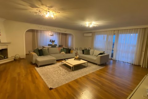 6 bedrooms Apartment in Sariyer, Turkey No. 123871