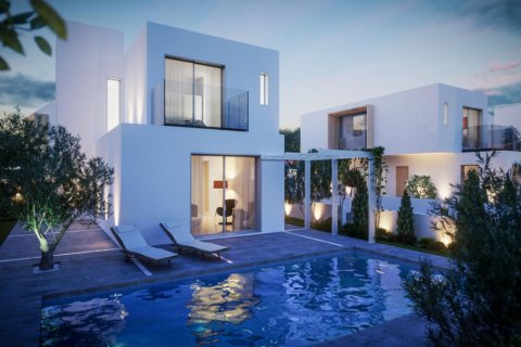 3 bedrooms Villa in Paphos, Cyprus No. 106205 1