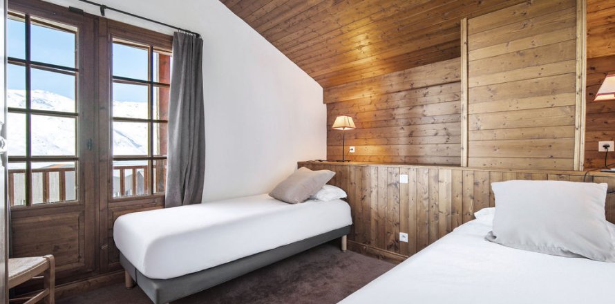 5 chambres Appartement à Les Belleville, France No. 99938