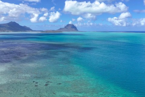 3 bedrooms Apartment in Black River, Mauritius No. 72085 11